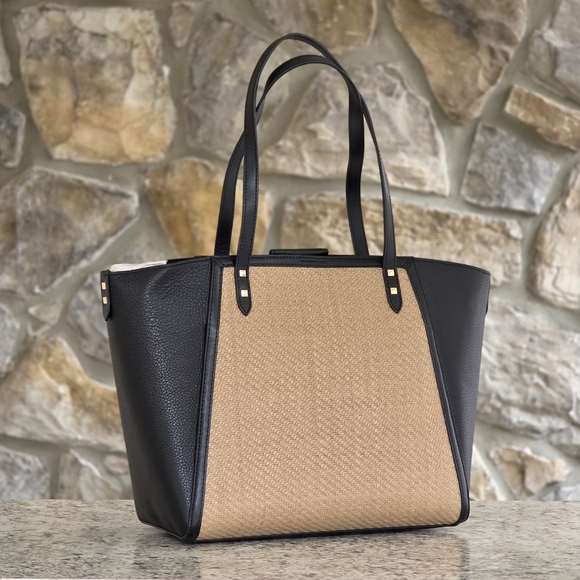 Michael Kors Karlie Large Shoulder Bag - Picture 3 of 9